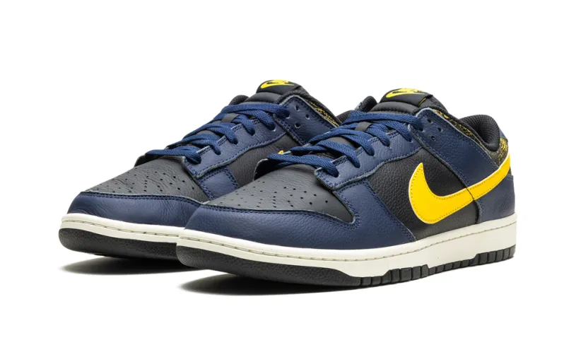 Nike Dunk Dunk Low Vintage 'Michigan'